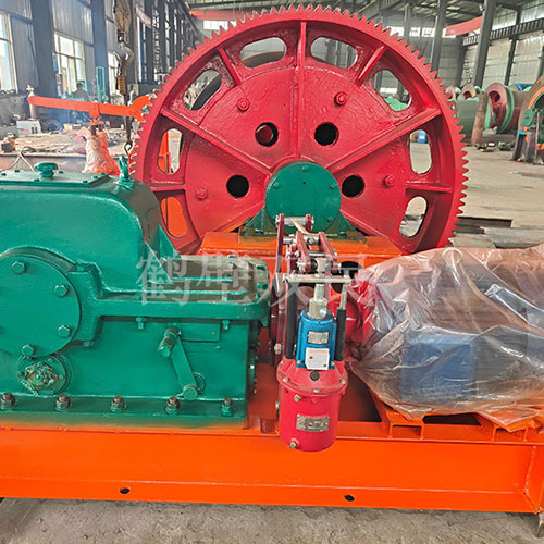 礦用鑿井絞車出口俄羅斯！